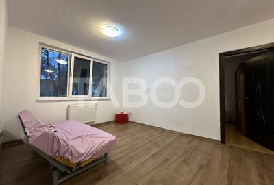 Apartament cu 2 camere semidecomandat, mobilat în Gară