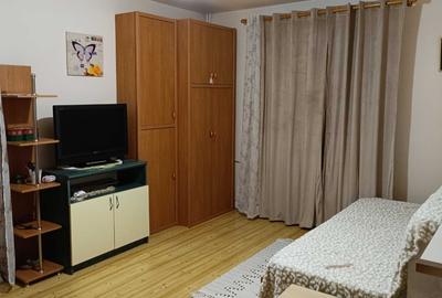 Garsonieră decomandată în Crângași