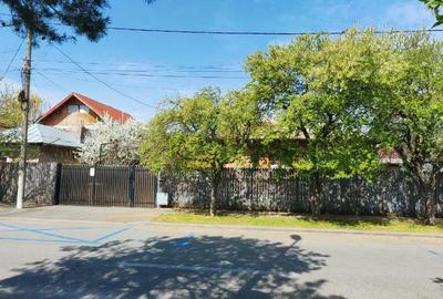 Teren Construcții intravilan de 1000 mp, în Central