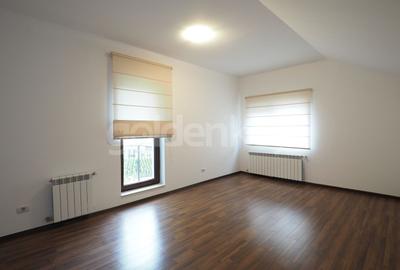 Vilă ideala pentru familii cu 6 camere si piscina - 19