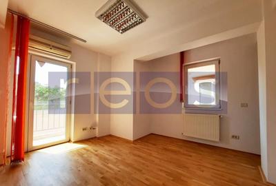 Apartament cu 4 camere în Ștefan cel Mare