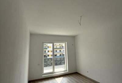 3 CAMERE // METROU TECLU 8 MINUTE - 1