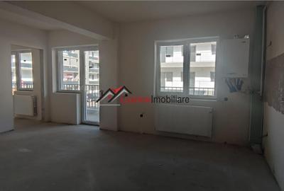 Apartament cu 3 camere semifinisat 58.5 mp plus 2 terase 15 mp.