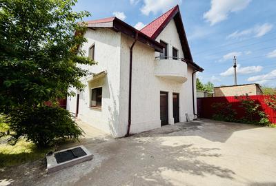 Casa cochetă la 2 minute de București în Roșu, Chiajna, zonă superbă, 4 camere - 1