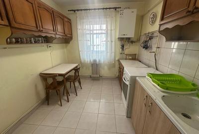 Apartament 2 camere|48 mp, etaj 1| zona Cugir - 3