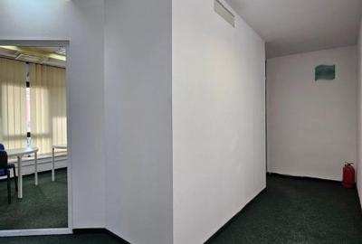 Bd Mamaia, spatiu birouri, amenajat, mobilat - 13