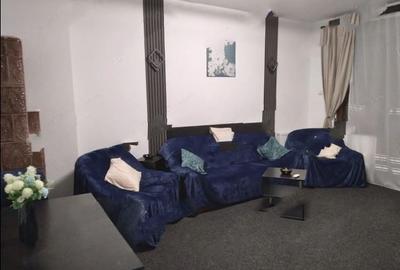 Apartament 2 Camere,Piata Romana,parter/8,DECOMANDAT,Amenajat,centrala,mobilat, - 1