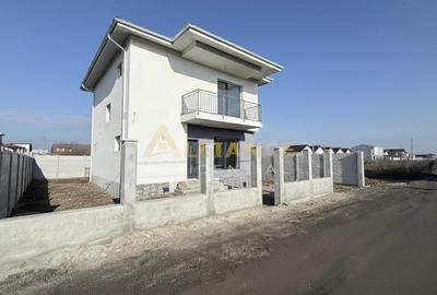 Casă individuală cu 4 camere în Berceni