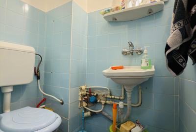 Apartament 3 camere, decomandat, etajul 2, zona Soarelui - 11
