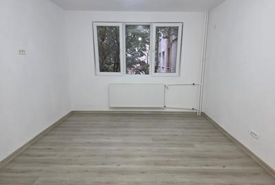 Basarabia, 5 minute metrou Costin Georgian,pe Intrarea Muncii nr.2, renovat - 1