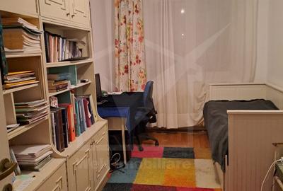 Apartament cu 3 camere semidecomandat, mobilat în Gheorgheni