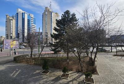 Apartament cu 3 camere decomandat în Centrul Civic