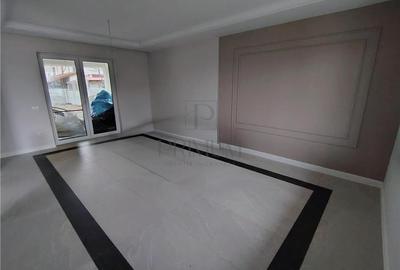 Casa individuala - zona superba - teren 522 mp- toate utilitatile - carport - 4