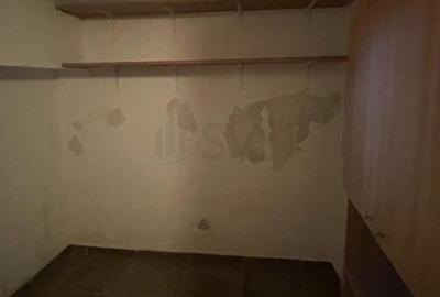 REA1018438 Apartament 4 Camere de Vanzare Principate Unite Sector 4 - 6