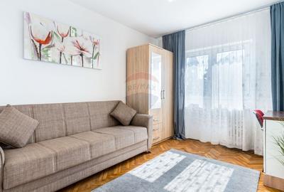 3 camere, etaj 2, 2 balcoane, decomandat, str. Slatina, COMISION 0% - 1