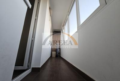 De vanzare - elegant, renovat complet - 3 camere la Calea Vacaresti - 10