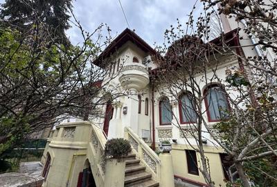 Casă cu 10 camere în Cișmigiu