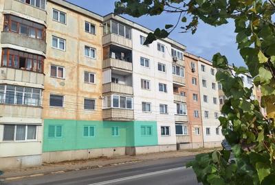 Apartament 3 camere, 2 bai pentru birou, investitie - 1