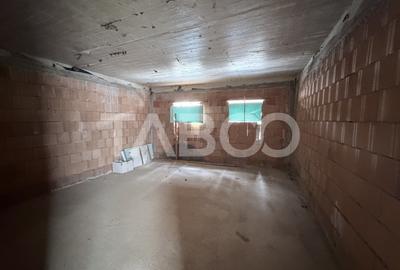 Proiect de investitie imobiliara format din 6 studiouri Orasul de Jos - 7