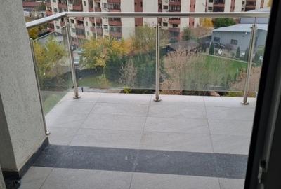 Inchirez garsoniera moderna cu parcare privata - 8