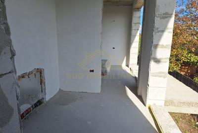 CASA P+1+M-185 MP -5 CAM-4 BAI-METROU BERCENI - 44