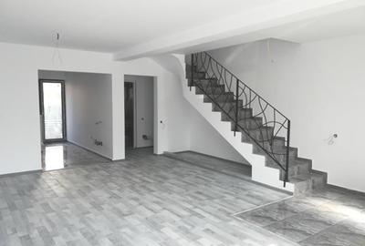 Vanzare -  Casa  - Vila - Prelungirea Ghencea - Dantelei - teren 245mp -210000E - 11