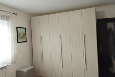 Com. Negri, Casa  , 1000mp teren - 2