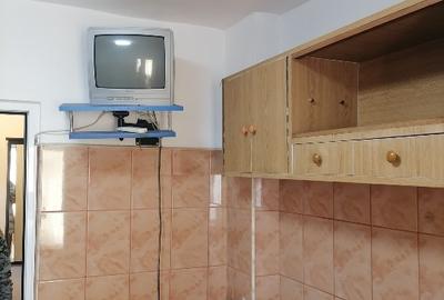 Apartament 2 cam. etaj 2, centrala gaze, zona inel 2, termen lung - 9