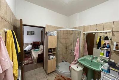 Casa 3 Camere, Strada Zambilelor - 11