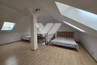 Apartament tip mansarda 3 camere de vanzare Zona Strand - 13