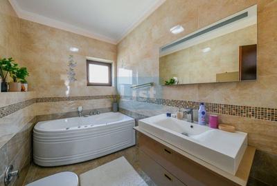 Casa de vanzare in cartierul Gheorgheni. Comision 0! - 10