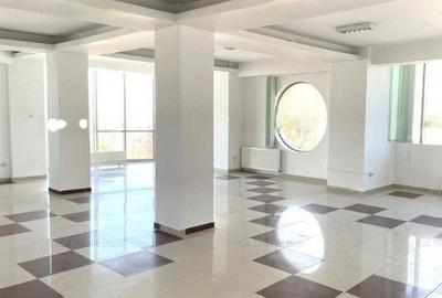 Bd. Mamaia, spatiu birou 110 mp., IDEAL BIROURI - 1