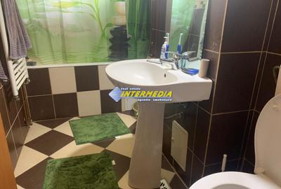 Apartament cu 2 camere etaj 1 zona Closca de vanzare i - 3