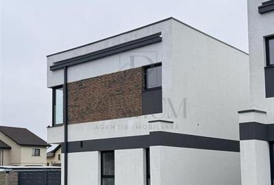 Duplex cu 5 camere în Săcălaz