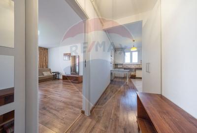 Apartament cu 3 camere de vânzare în zona Astra - 1
