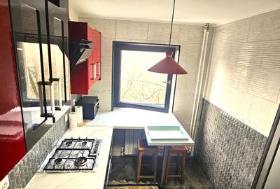 Apartament 2 camere semidecomandat zona City Park Mall Tomis 3 - 4
