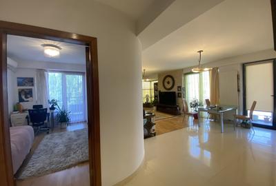 Apartament 4 camere bloc boutique si terasa de 25m - 44