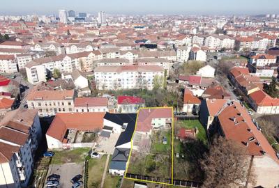 Casa individuala spatioasa cu potential in zona Lunei - 2