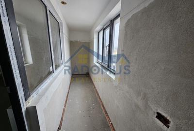 Vila Tătărani - 280 mp utili - 500 mp Teren - 8 Camere + 4 Băi - 14