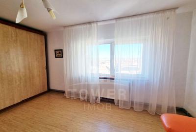Apartament de vanzare 3 camere decomandate 73 mp Terezian - 2