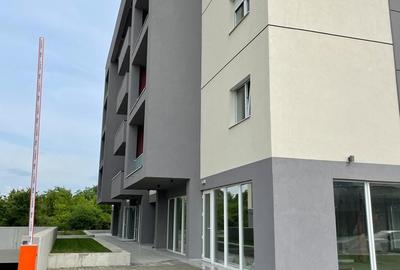 Spatiu Comercial / Birouri | Finisat | Loc de parcare inclus | Str. Marginii - 22