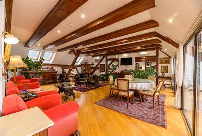 Descopera eleganta istorica si calatoreste in timp, in inima Brasovului - 15