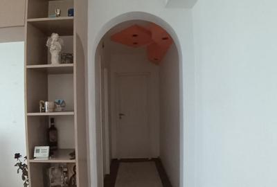 Oportunitate! Apartament cu 4 camere - etaj intermediar - zona Dacia - 15