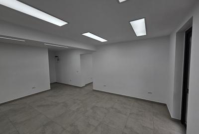Spațiu comercial ideal pentru birouri cabinet servicii Hunedoara (zonă pietonală - 6
