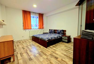 Apartament cu 5 camere si curte de 358 mp. - 45