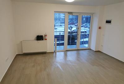 Spatiu comercial de vanzare zona Tractorul bloc nou - 1