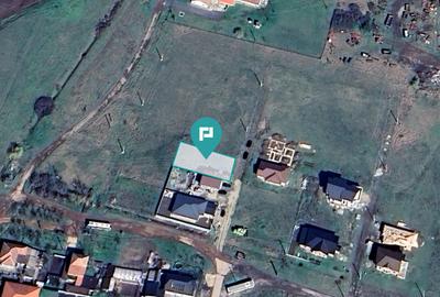 Loc de casa de 449mp în Livada - 2