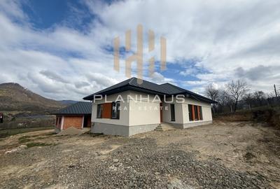 Casa individuala Tautii de Sus,zona rezidentiala,600 mp teren - 2