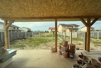 Duplex despartit prin camera tehnica - 4 camere Toate Utilitatile - 15