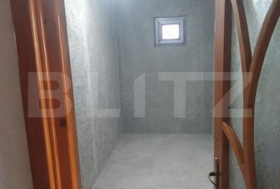 Casa individuala spatioasa | 229 mp utili | Teren 553 mp | Stupini - 7